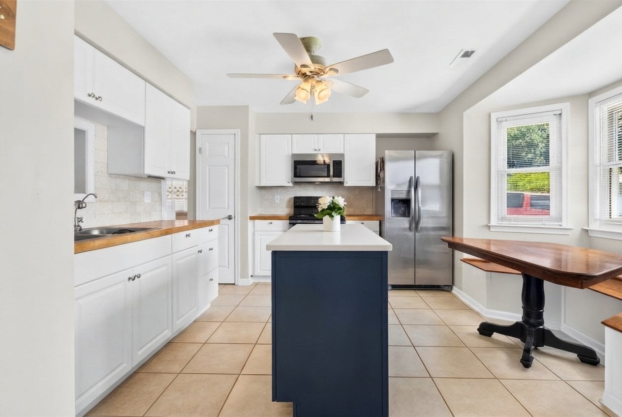 Photo - 1310 Chickadee Ln