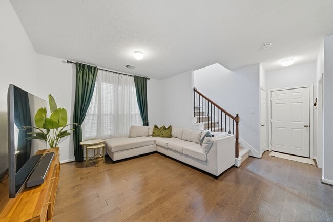 Photo - 8624 Cedar Plains Ln