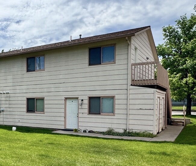 Building Photo - 2340 Fairview Ave Unit 4