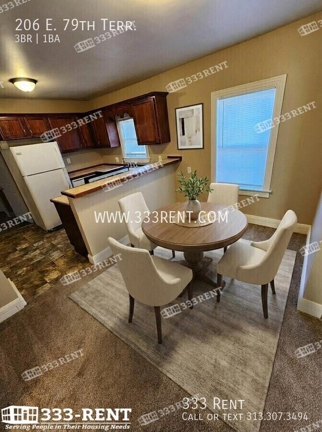 Photo - 206 E 79th Ter