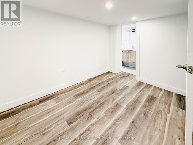 Photo - 141 Wilmington Ave