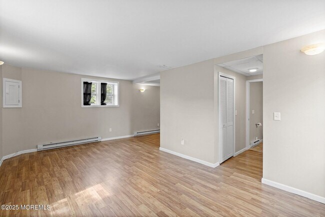 Photo - 425 W Park Ave