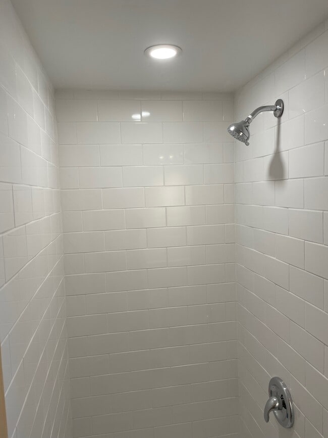 Photo - Cliff Apartments, LLC Unit 11