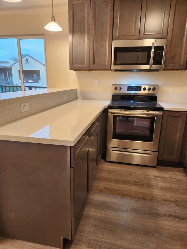 Photo - 800 N Mollison Ave Unidad 32