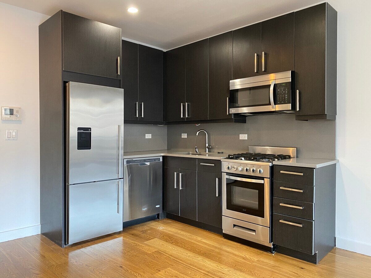 Photo - 180 Nassau St Apartamento Unidad 2B