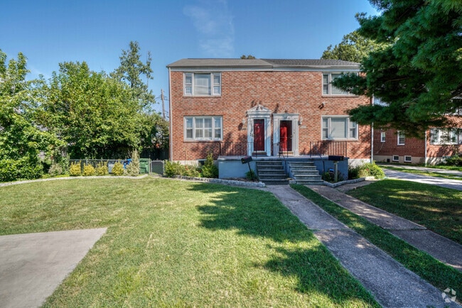 Building Photo - 6505 Old Harford Rd Unit 2 Rental