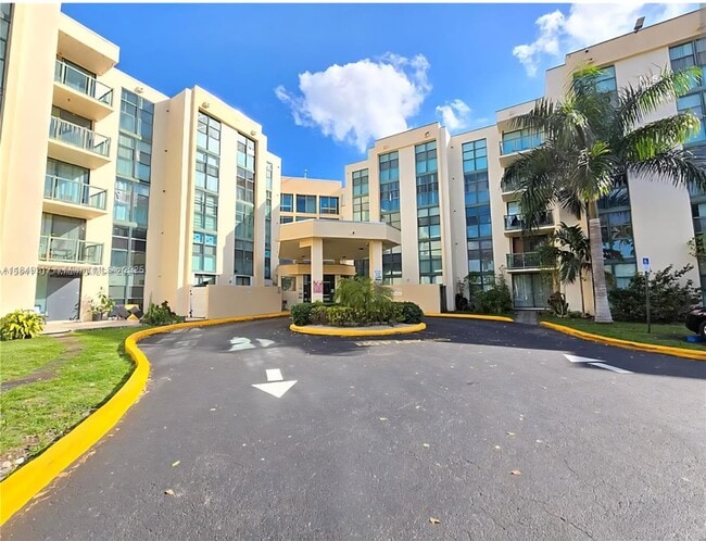 Building Photo - 2075 SW 122nd Ave Unit 129 Rental