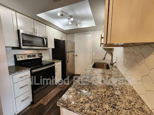 Photo - 431 S Kalispell Way Unidad 303