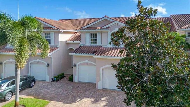 Photo - 2371 SW Carriage Hill Terrace Unit 202