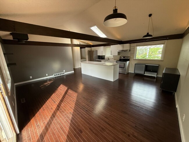 Photo - July 2026!!! Great house in S Boulder on quiet cul de sac