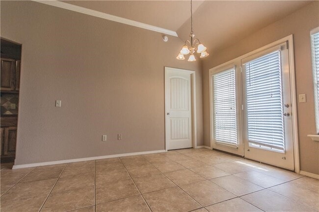 Photo - 3007 SW Gumleaf Rd