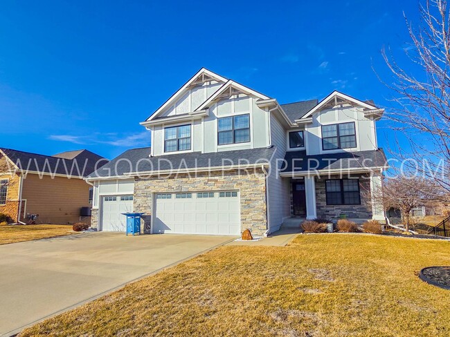 Building Photo - 4-Bedroom Walkout with 3-Car Garage in Waukee Schools