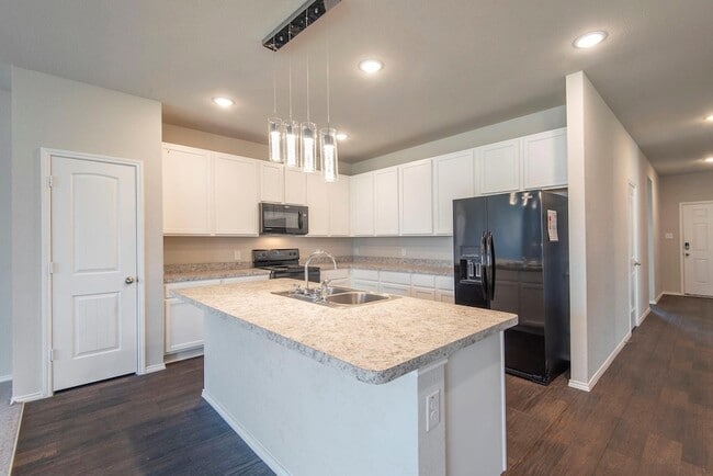 Photo - 1005 Stanridge Ln