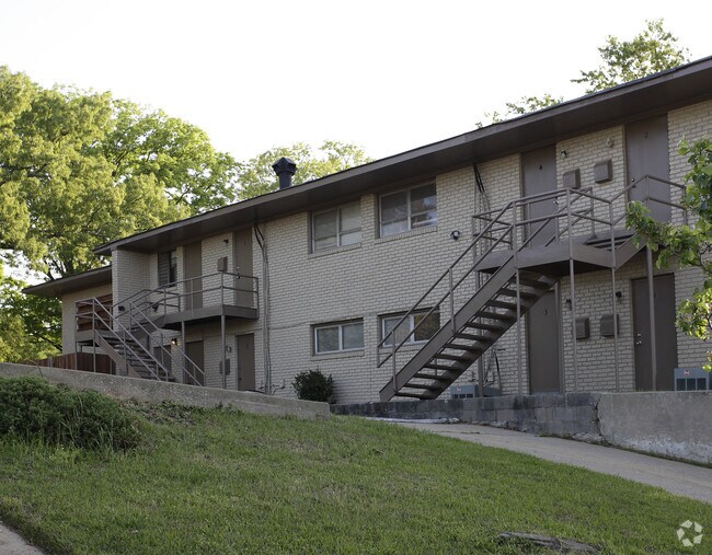 Photo - 877 Virginia Ave