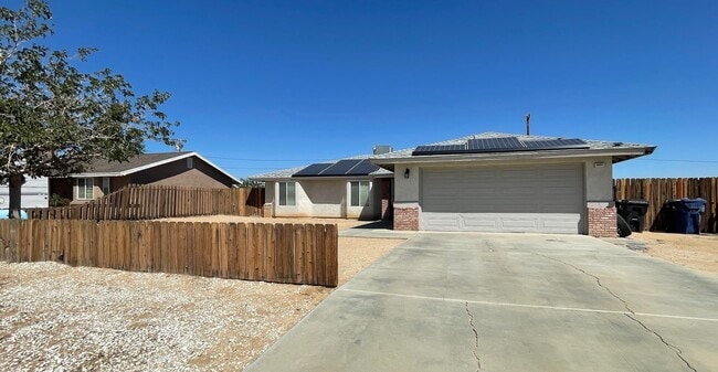 Building Photo - Desert Views and All SOLAR!!!! Rental
