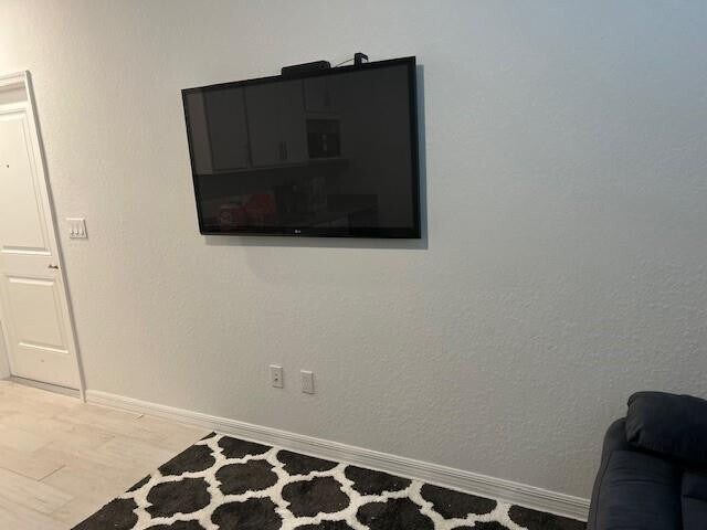 Photo - 5000 Armina Pl