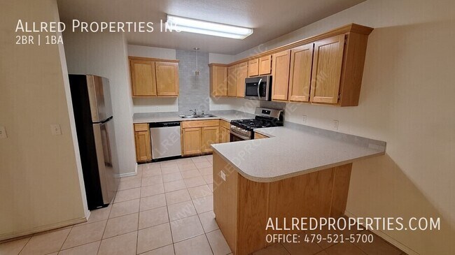 Photo - 2697 N Center St