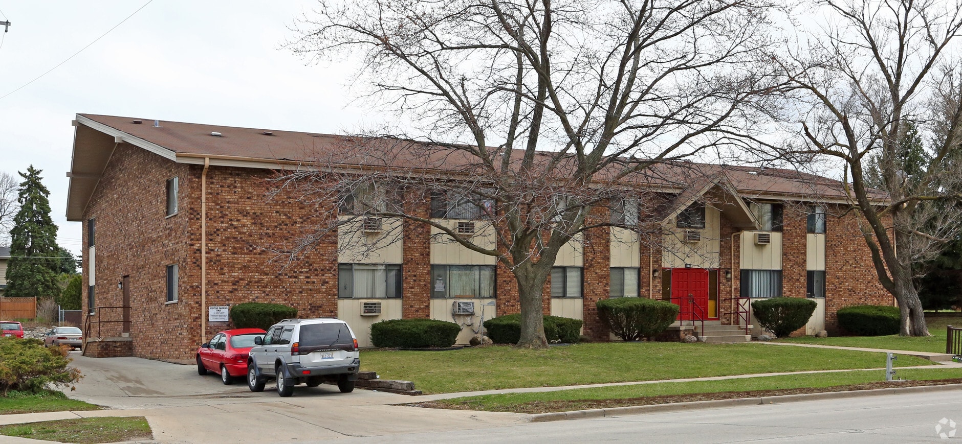 Photo - 6010 S 27th St Apartments