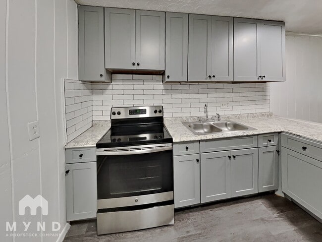 Photo - 1429 Vesta Ave Unit Left