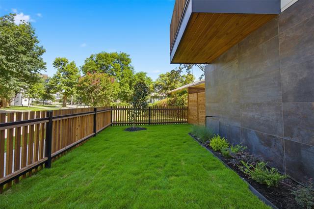Photo - 4605 Belmont Ave