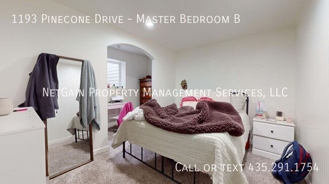 Photo - 1193 Pinecone Dr Unidad Master Bedroom B