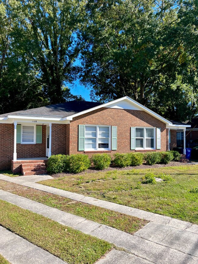 Building Photo - 112 N Meade St Unit B