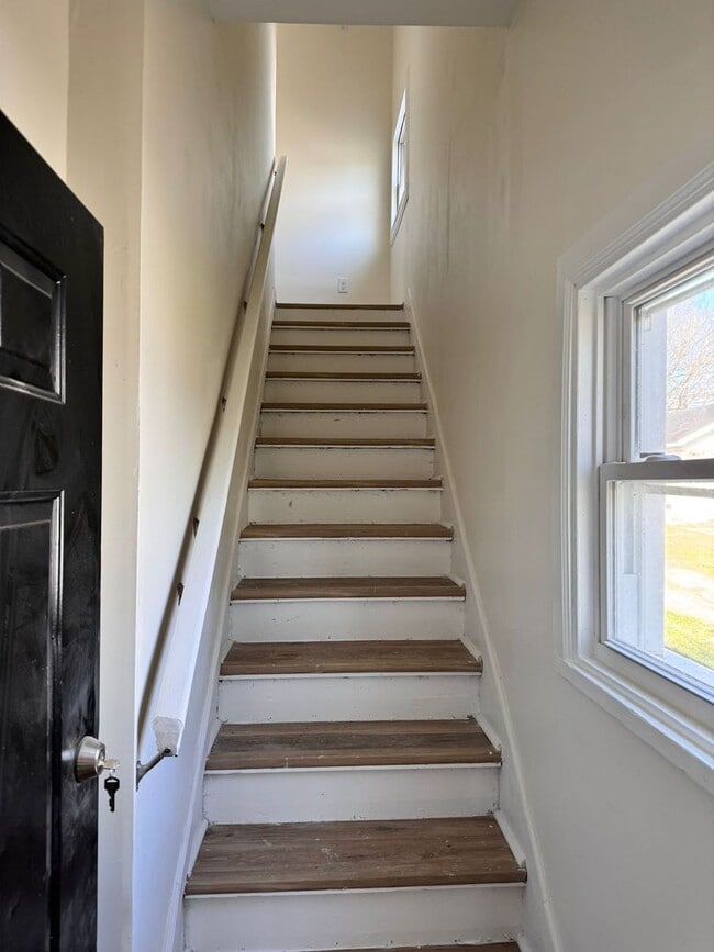 Photo - 117 Linden Ave Unit B