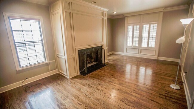 Photo - 2011 16th St