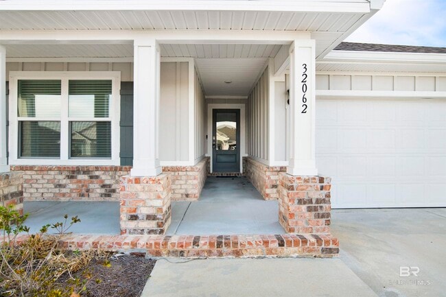 Photo - 32062 Lyon Rd