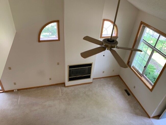 Photo - *2Bed*1.5Bath with loft in West Bloomington- Avail Sept 1