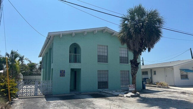 Photo - 11160 2nd St E Unidad 1 Rental