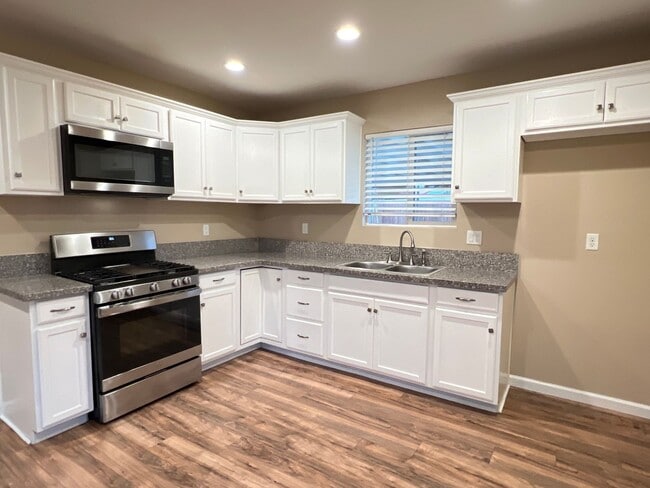 Photo - Northeast Bakersfield