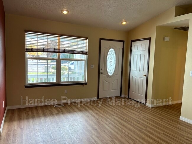 Photo - 4253 N Sorrel Pl