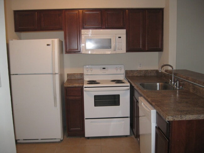Building Photo - 1313 W 26th St Unit A