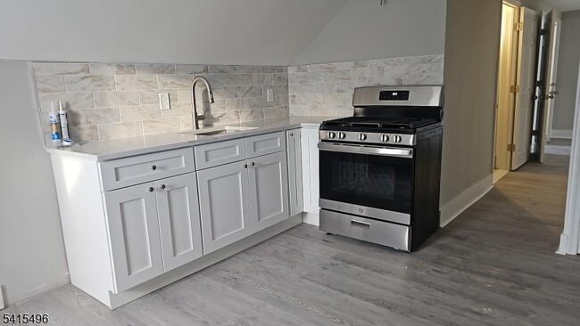 Photo - 18 Eagle Ave Unit 3