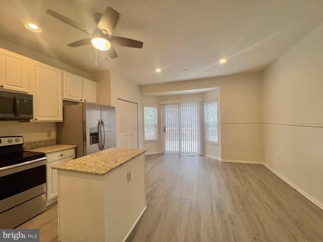 Photo - 6390 Wind Rider Way