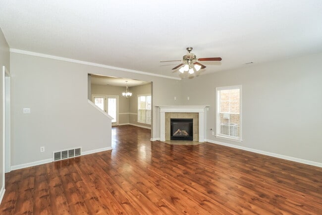 Photo - 10176 Evening Hill Dr