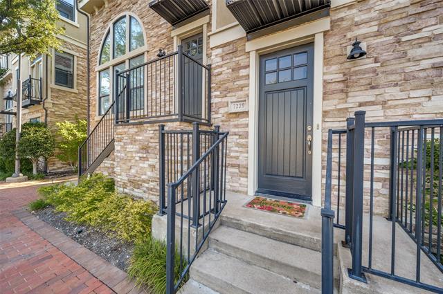 Photo - 7229 Parkwood Blvd