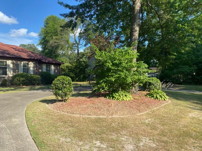 Photo - 3 Bedroom 3 Bath Brick Ranch