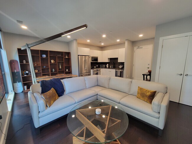 Photo - 350 Oliver Ave Unidad 1208