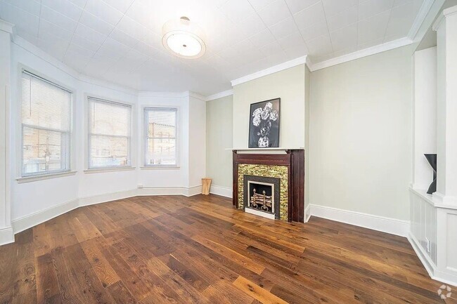 Building Photo - 2507 Palisade Ave Rental