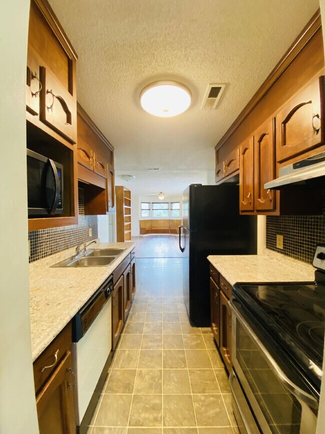 Photo - "Spacious 3-Bedroom Retreat with 2 Full Baths in Peaceful Meridianville!"