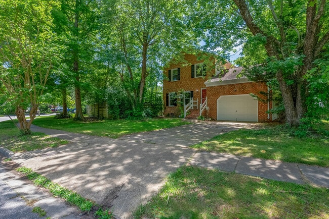 Photo - 2105 Grey Fox Ln