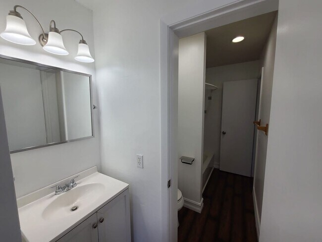 Photo - 173 SW 3rd St