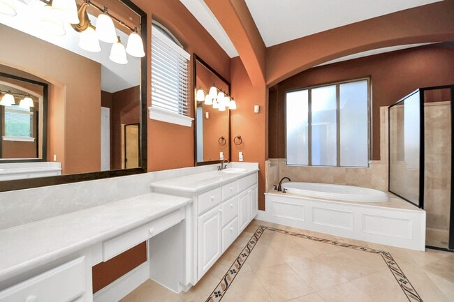Photo - 1807 Ravenel Ln
