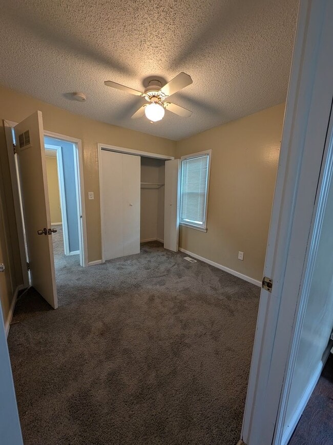 Photo - 3 bedrooms 2 bath Garden City