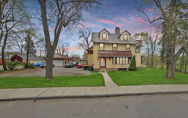 Photo - 150 Parkdale Terrace Unit B