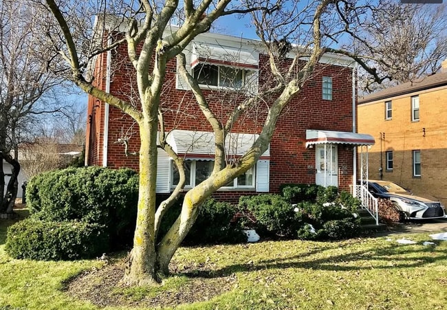 Building Photo - 3540 W 210th St Unit 3540 - Lower