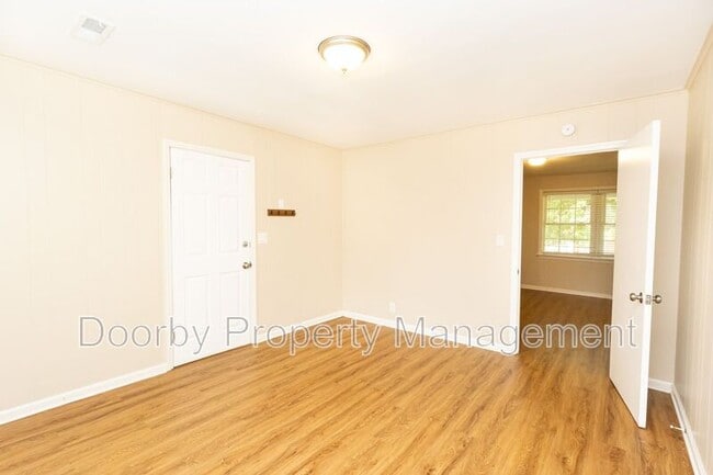 Photo - 207 Memorial Dr Unit 3