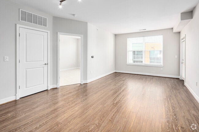 2BR, 2BA - 1,051SF - Living Room